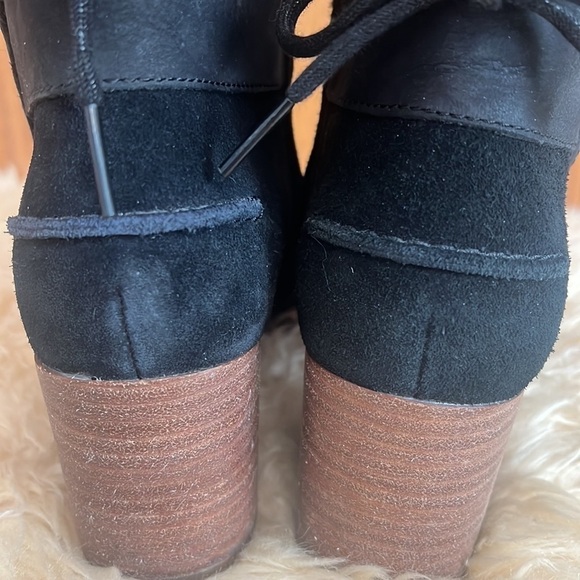 UGG Kirke Shearling Trimmed Leather & Suede Ankle Boots Sz-7.5 - Picture 5 of 10